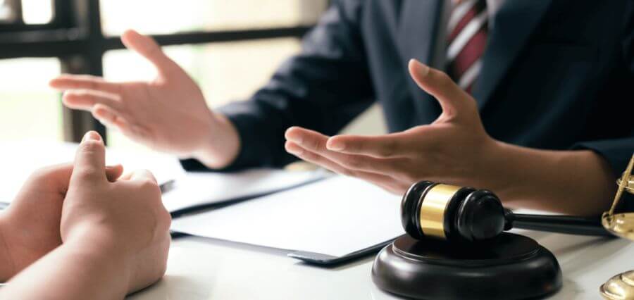 Hiring a Litigation Lawyer for Civil Cases