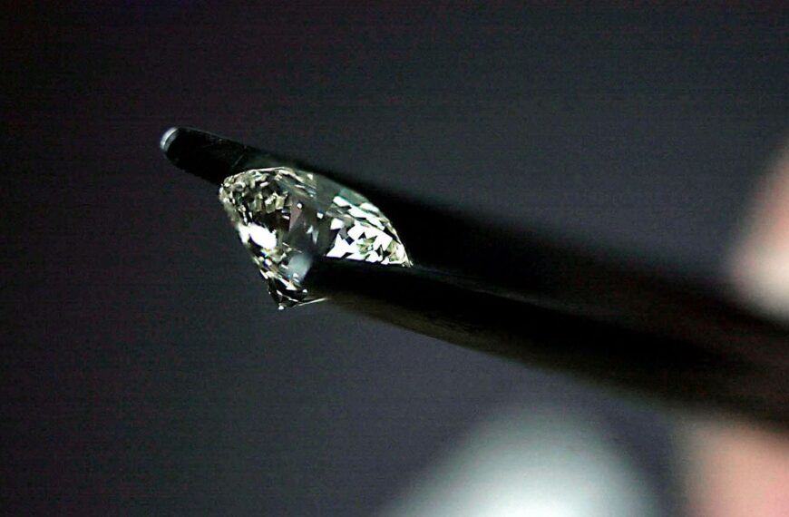 Why Choose a Lab-Grown Diamond from Rare Carat?